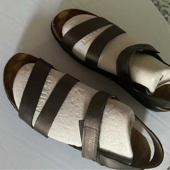 Naot Elegant Kayla Strappy Cork Sandals In Buffalo Leather Size 40 - Picture 3 of 10